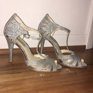 Betsey Johnson “something blue” heels size 7.5